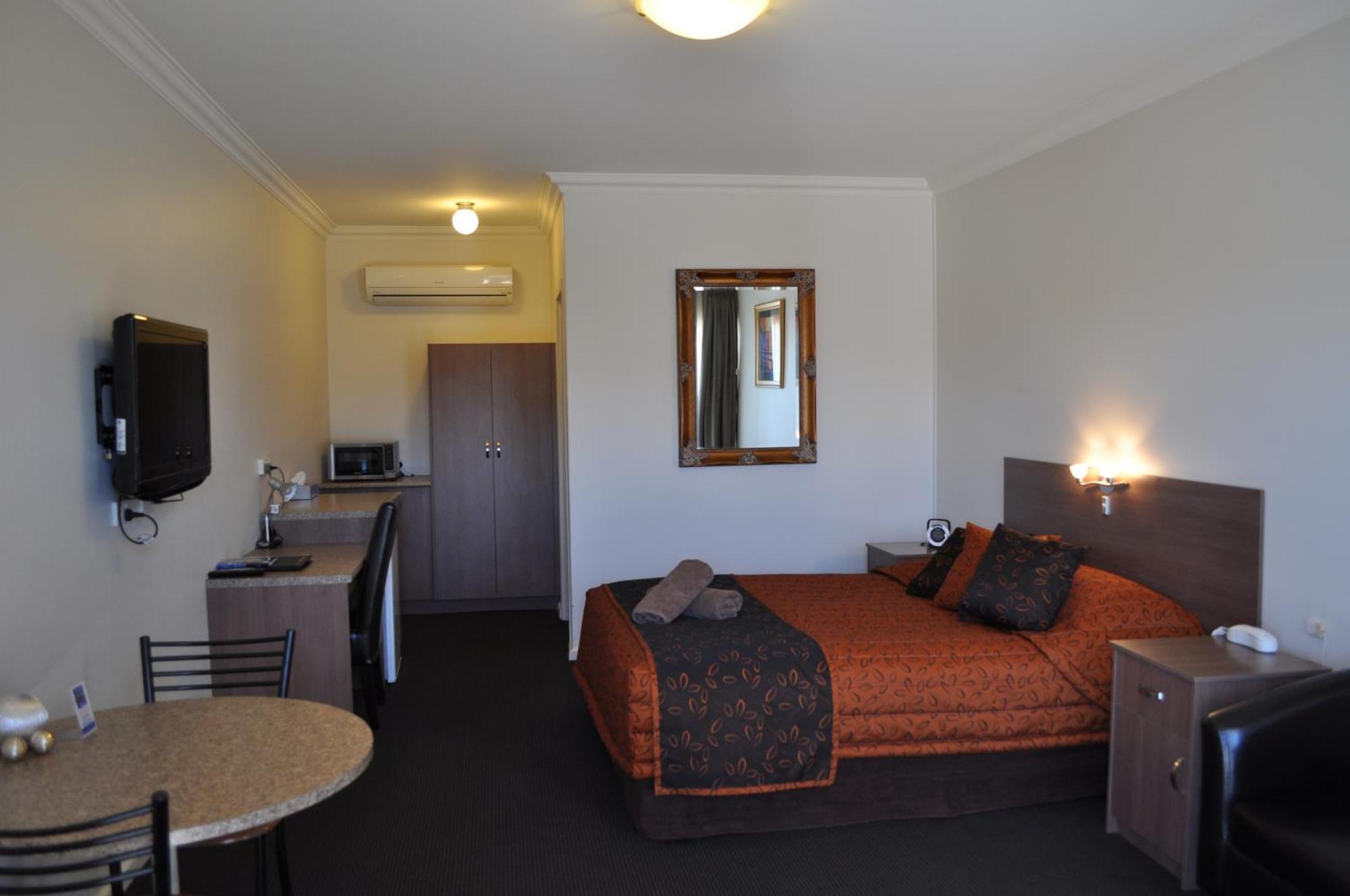 Augusta Courtyard Motel พอร์ตออกัสตา ภายนอก รูปภาพ